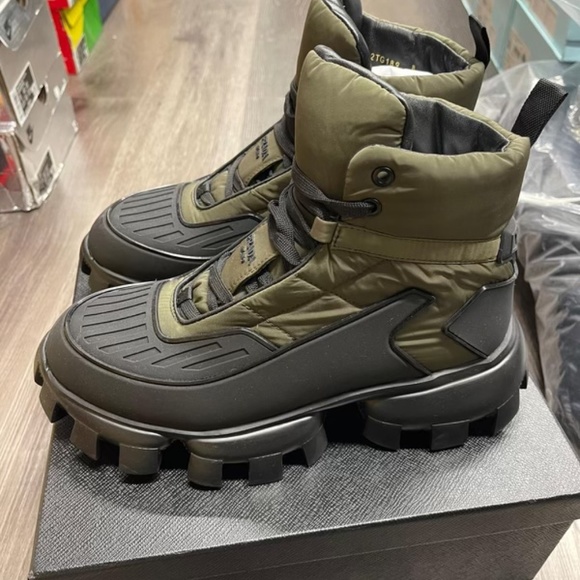 Prada boots - Picture 4 of 5